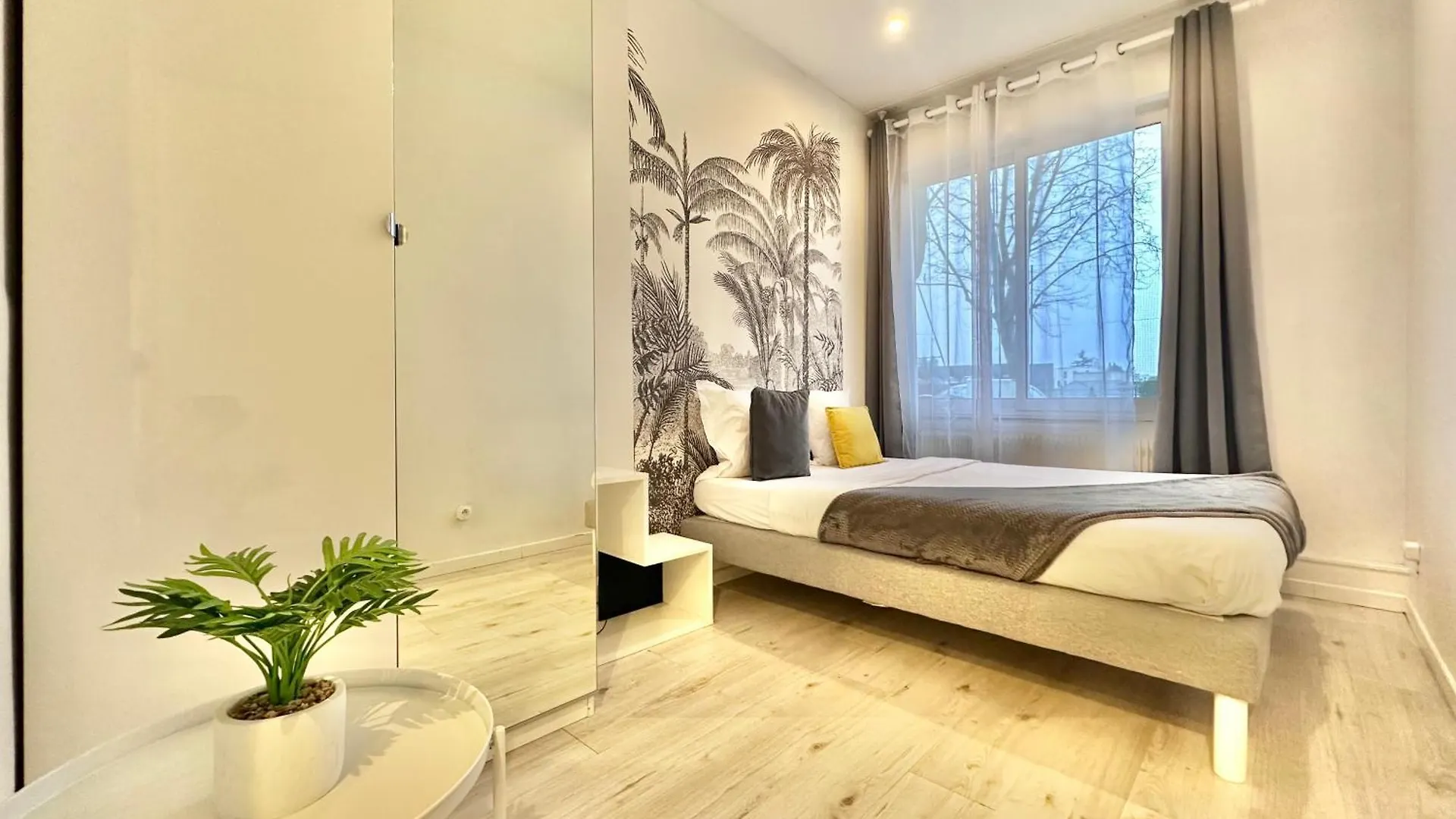 Apartment Appartement 2 Chambres Avec Jardinet, Proche Gares Mons-en-Baroeul Frankreich
