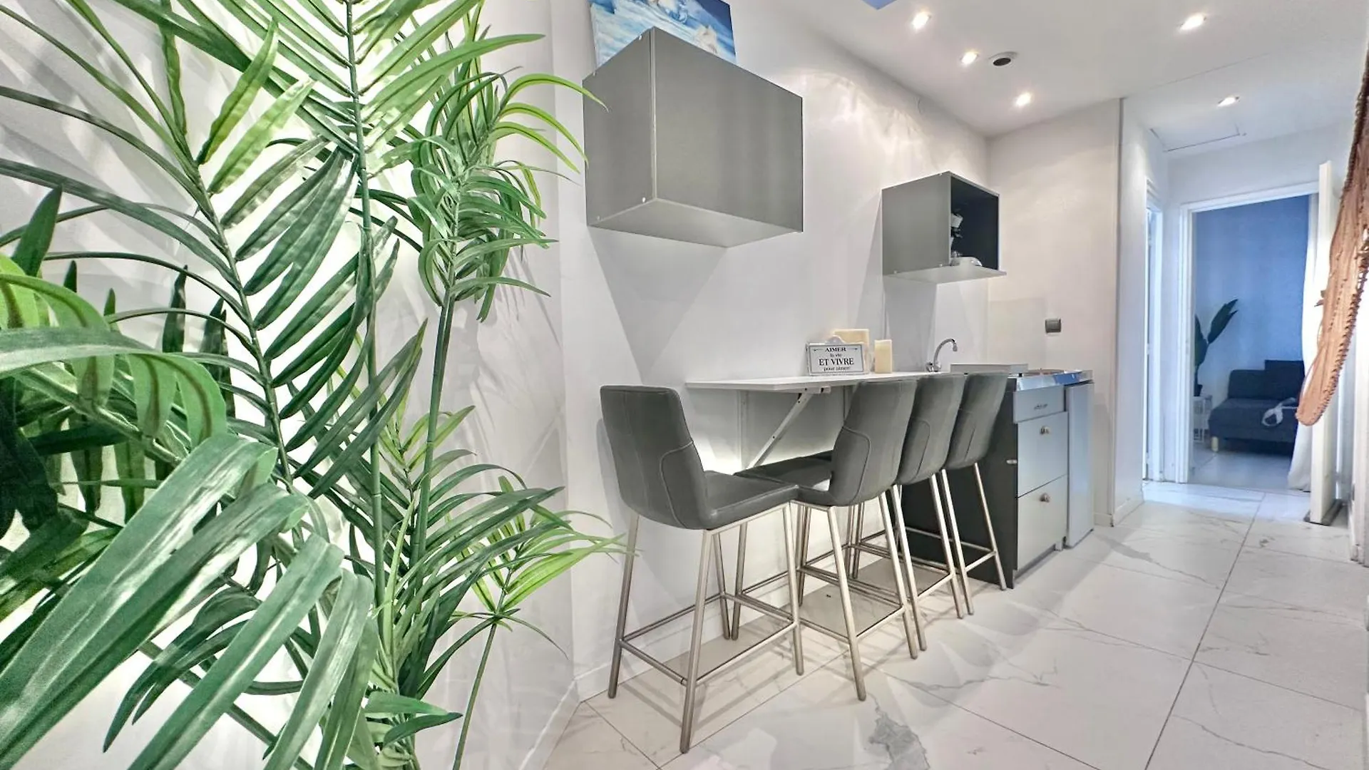 Apartment Appartement 2 Chambres Avec Jardinet, Proche Gares Mons-en-Baroeul